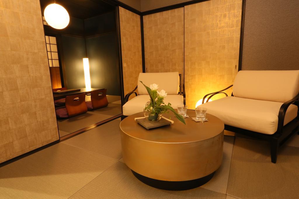 Hosta Nijo Aoi Villa Kyoto Exterior photo